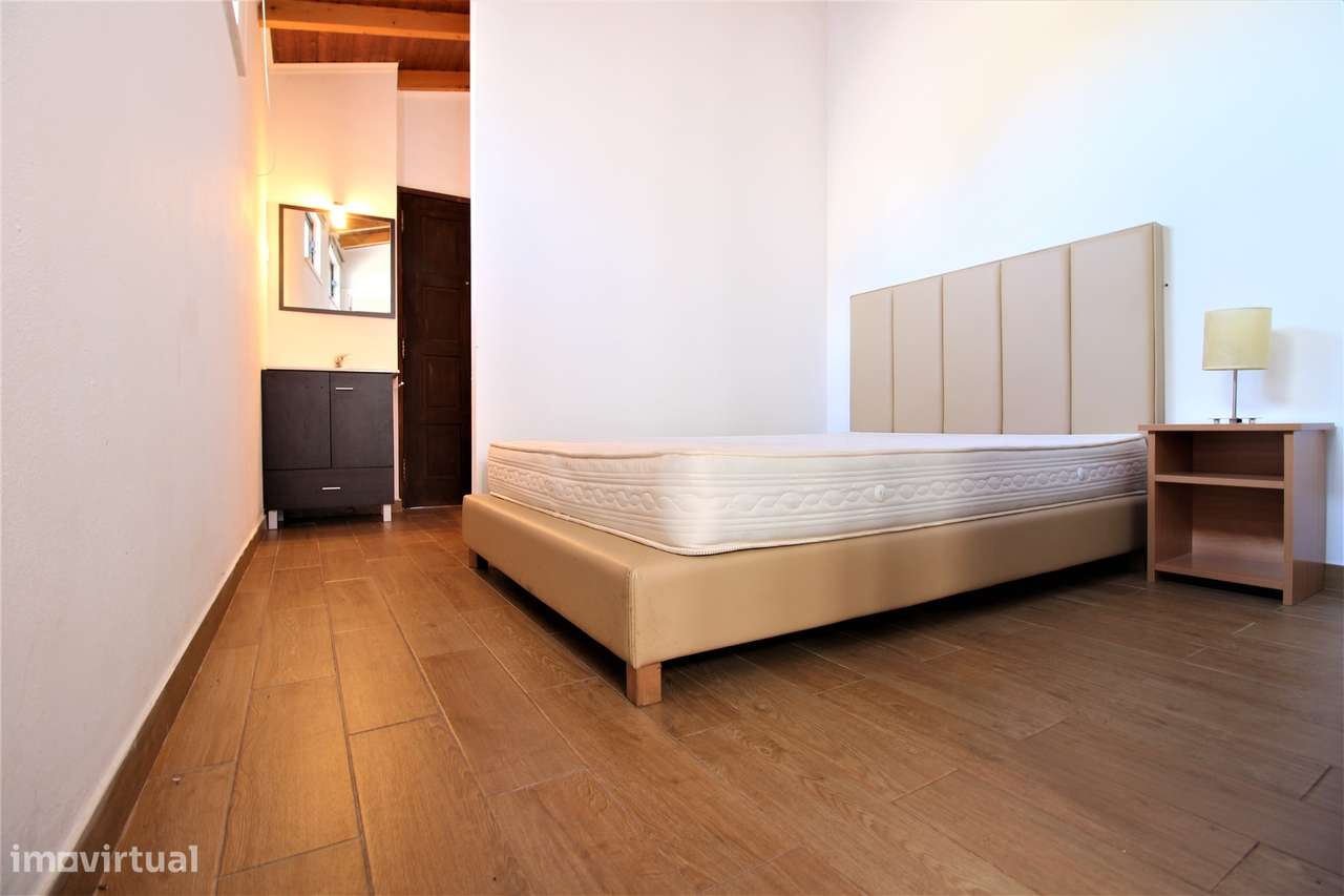 Apartamento T4 Faculdade de Desporto - Grande imagem: 2/15