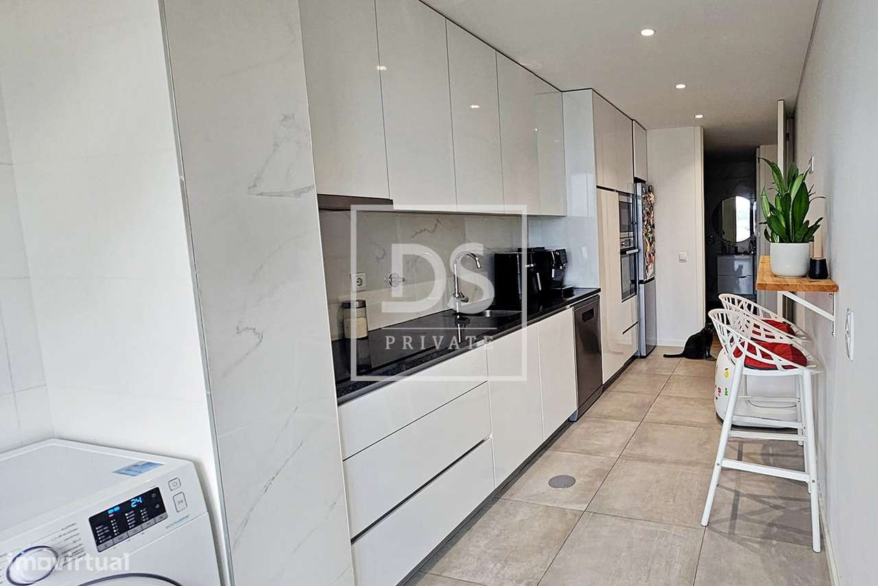 Apartamento T2 em Vilar de Pinheiro com Garagem e Carregador Elétrico-9