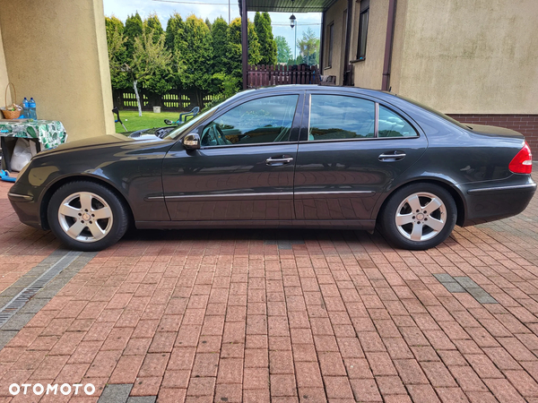 Mercedes-Benz Klasa E 320 Elegance - 3