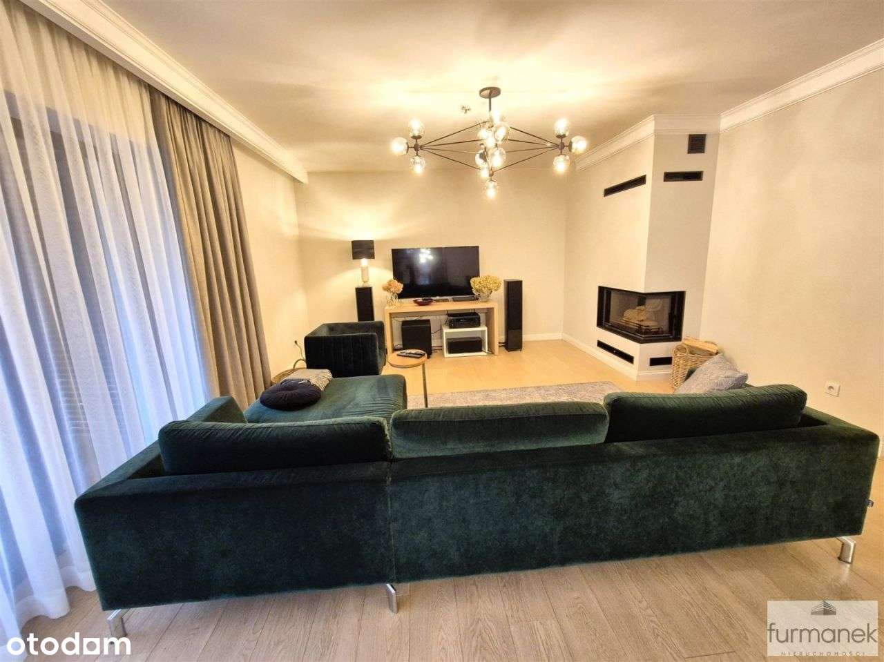 Stylowy, nowoczesny dom z dużym ogrodem-6