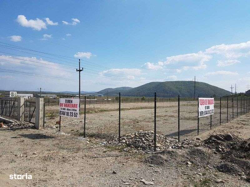 Teren extravilan 9700 m patrati la Dn 17 in groapa Saratii - Imagine principală: 4/6