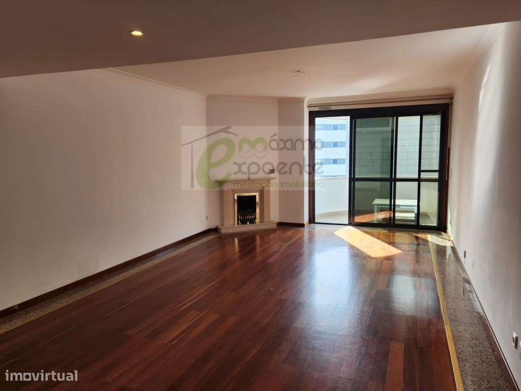 Apartamento T2 - 5ºandar Parque das Nações - Grande imagem: 3/9