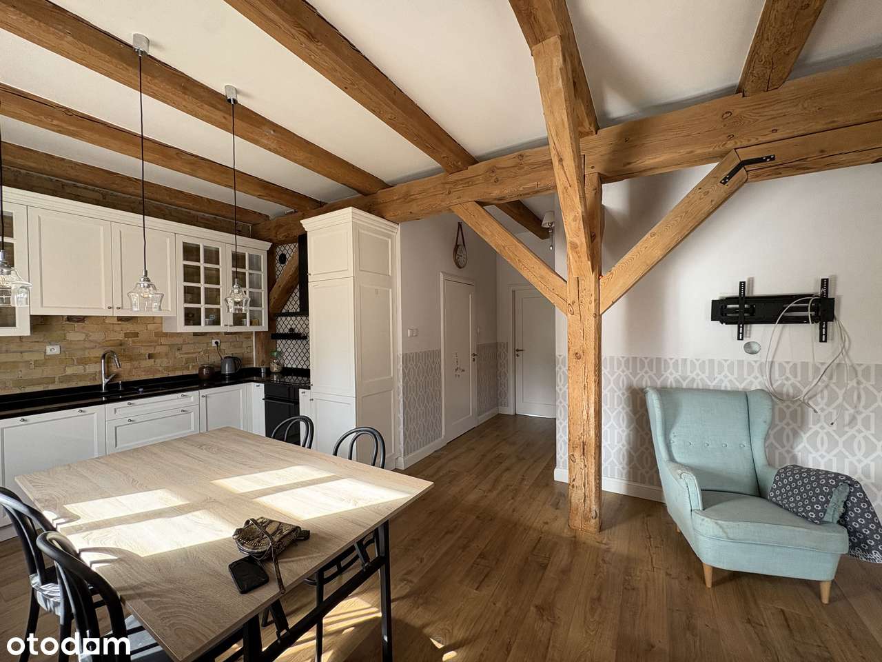 Mieszkanie w świetnym klimacie-6