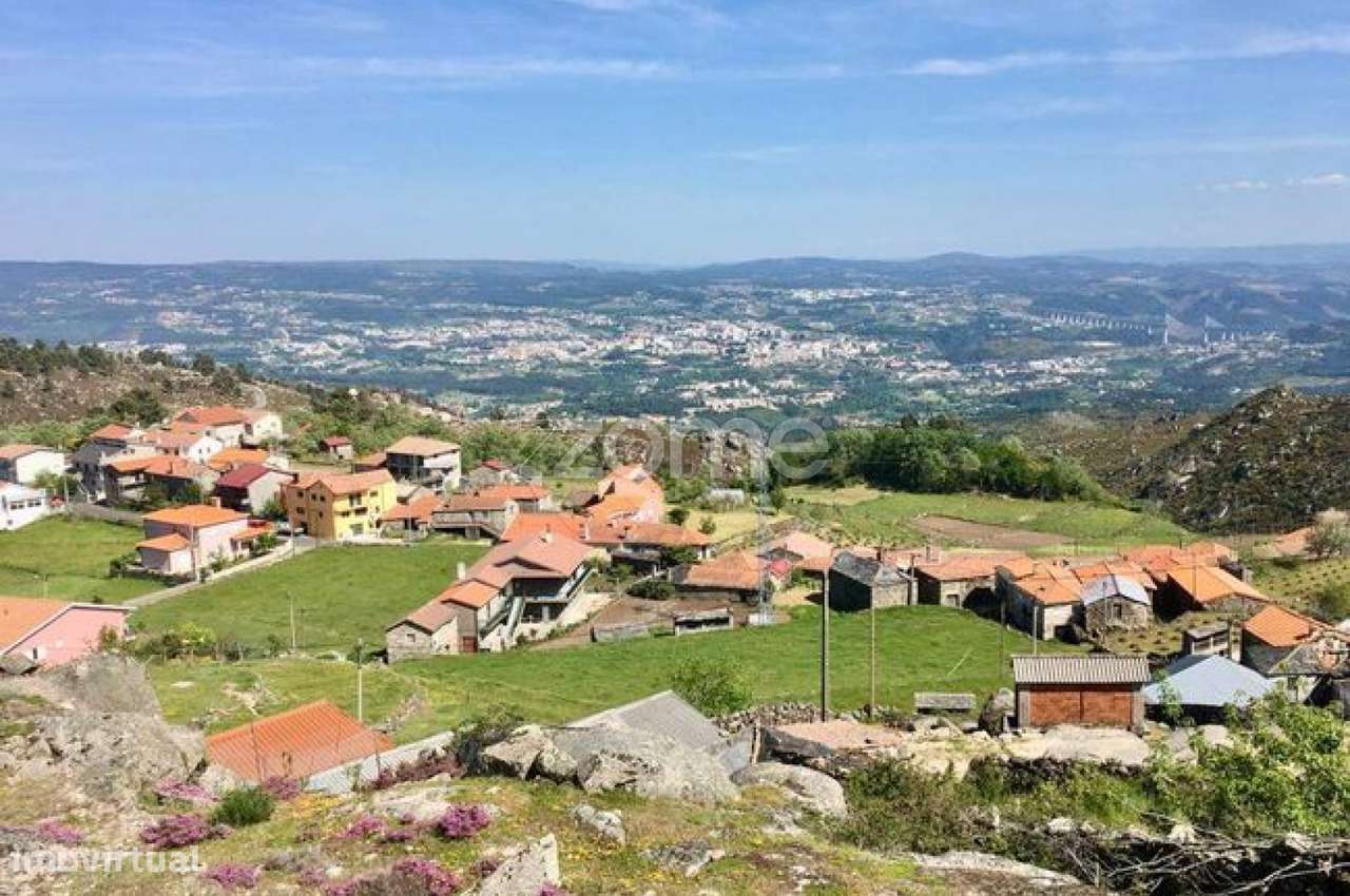 Terreno com Ruína Para Venda | Galegos da Serra - Grande imagem: 3/11