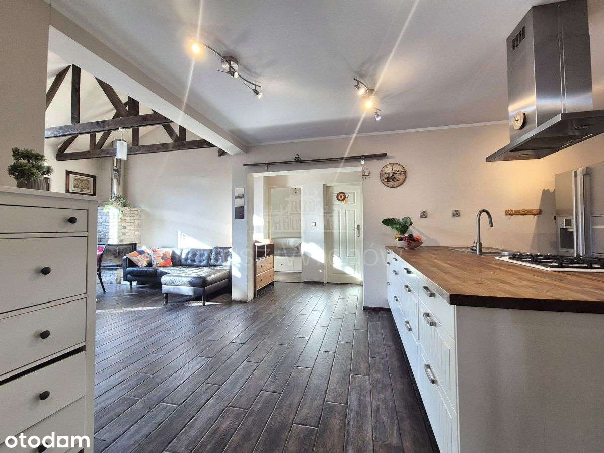 Romantyczny dom w tajemniczym ogrodzie-5