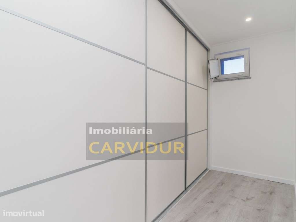 Apartamento T3 remodelação contemporânea com Quintal-16