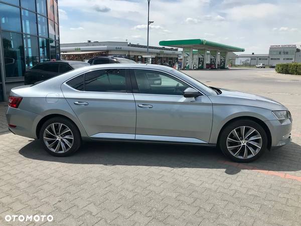 Skoda Superb 1.8 TSI Ambition DSG - 3