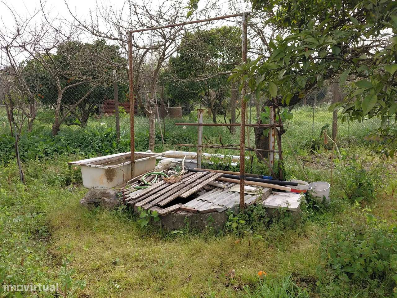 Terreno Rústico com 630m2 - Junto ao "Almada Fórum" - Grande imagem: 5/14