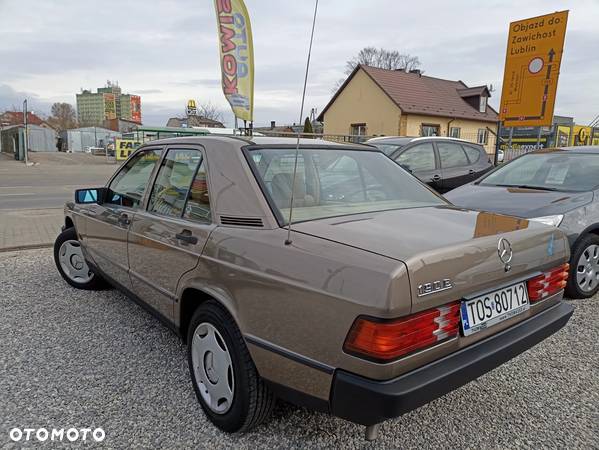 Mercedes-Benz W201 (190) - 3