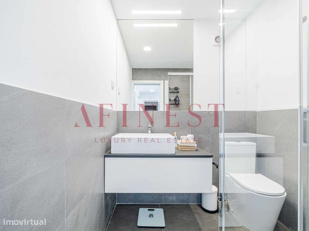 T2 Remodelado no Estoril | Pronto a Habitar | Nascente/Poente |-28