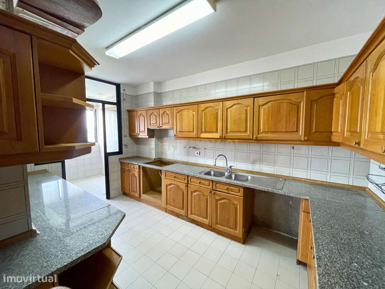 Espetacular Moradia T4 em Ramalde, Porto-31