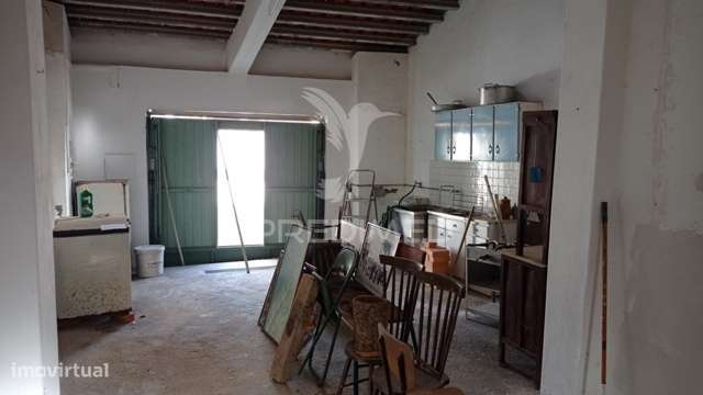 Casa de rés do chão, Figueira e Barros, Avis. - Grande imagem: 4/6