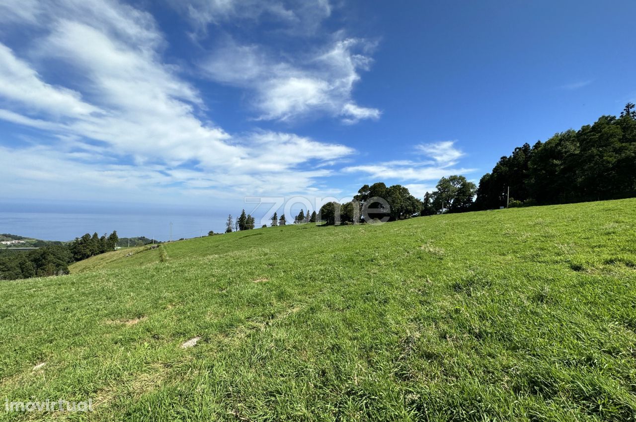 Terreno Rústico com 18760m2 - Nordeste