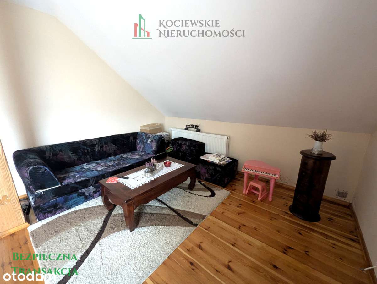 Dom z potencjałem dla rodziny lub inwestora.-11