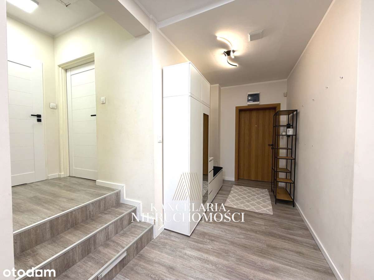 Duże mieszkanie + dwa miejsca parkingowe!-13