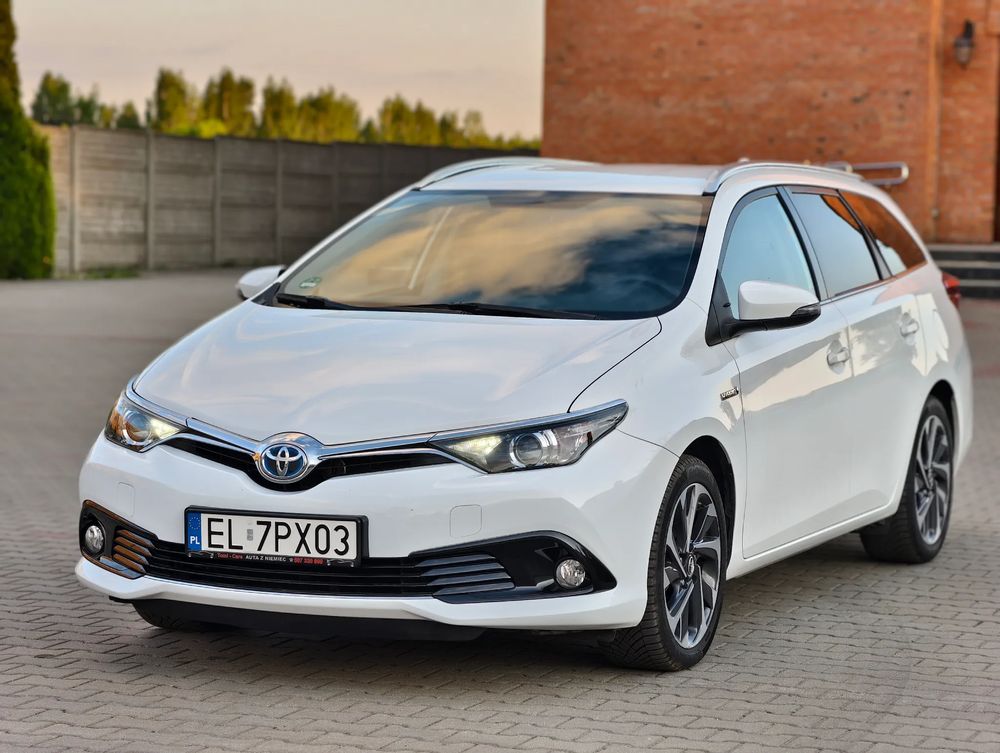 Toyota Auris II 1.8 VVT-i Automatik Edition S+ 2016