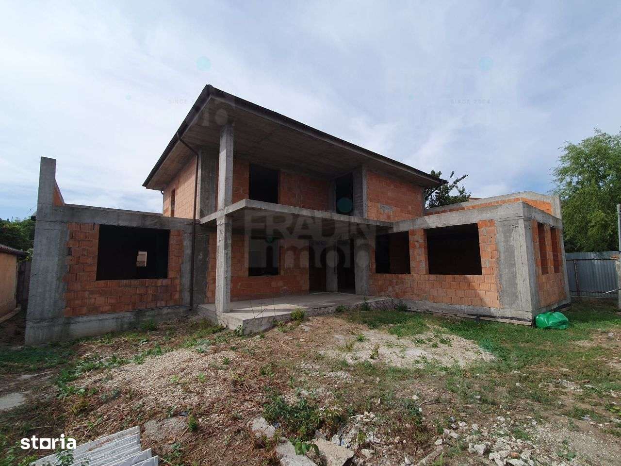 Voluntari, vilă masivă, sănătos construită, aproape de Dragonul Roșu-1