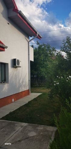 Casa cu etaj in zona Bucovina