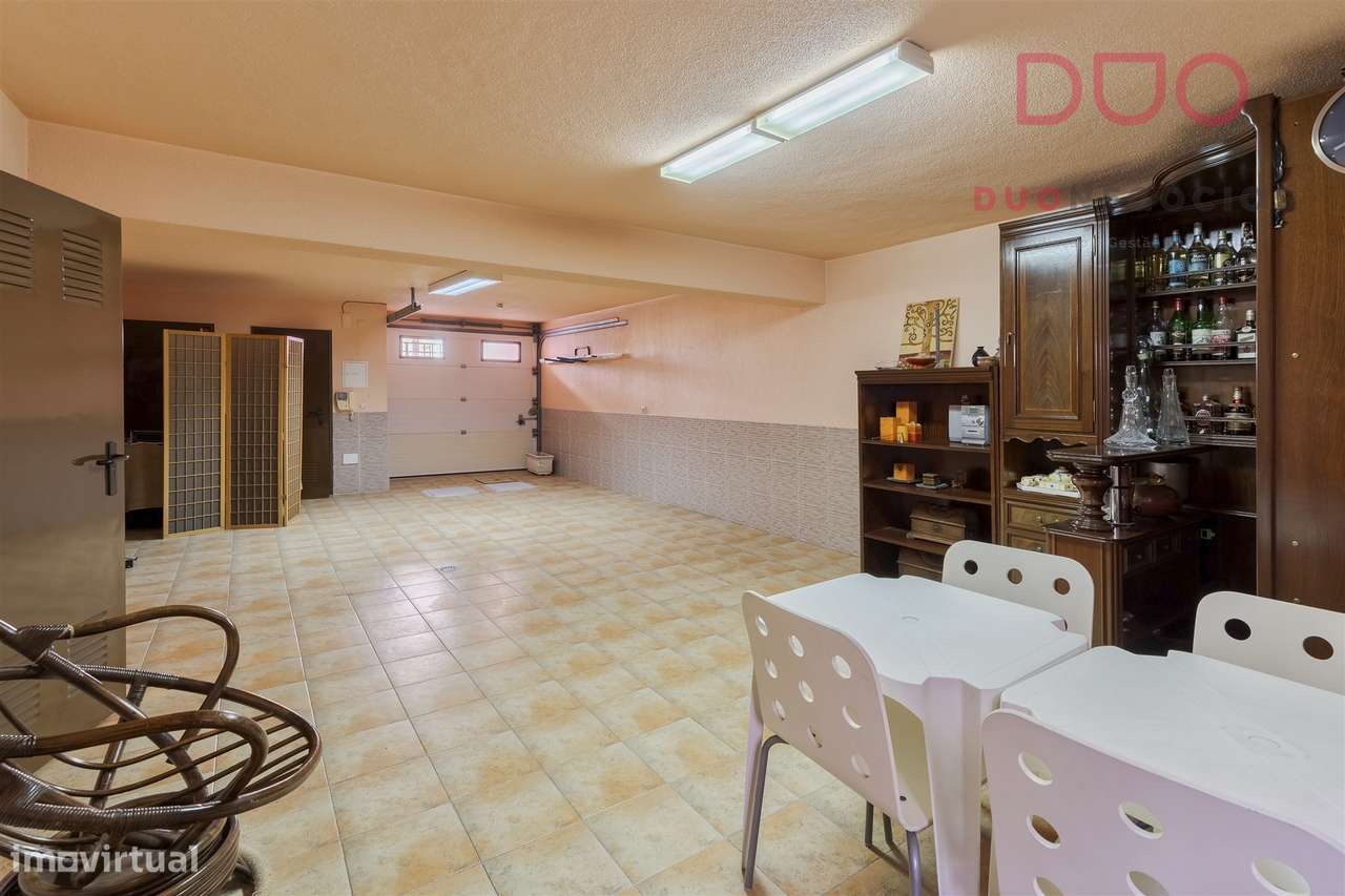 Moradia T4+1 à venda no Montijo-35