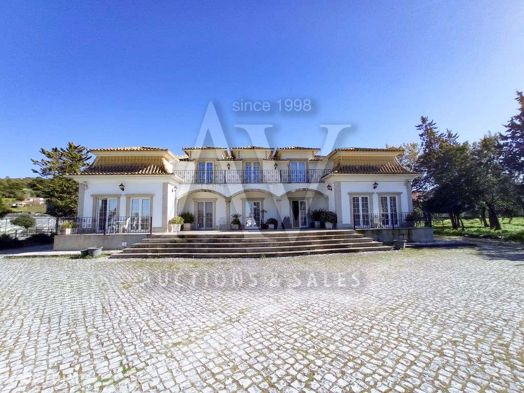Quinta composta por moradia de dois pisos, com piscina, garagem e t...-15
