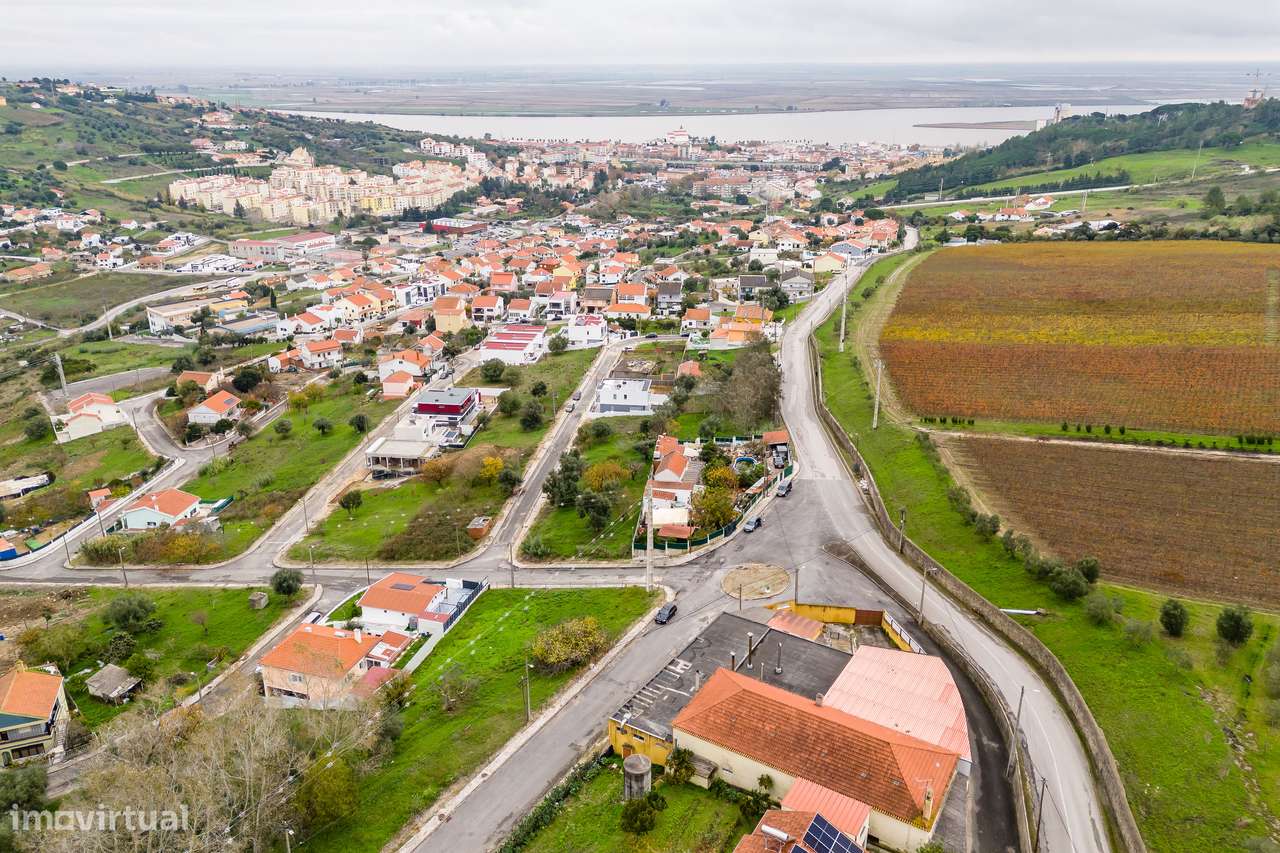 TERRENO URBANO 358 m² | QUINTA DA PONTE | ALHANDRA - Grande imagem: 3/24