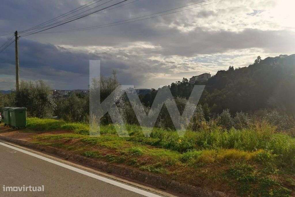 Terreno Urbanizável com 2340m2 - Grande imagem: 3/12