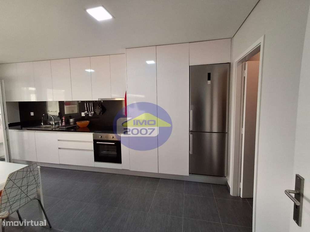 Apartamento T3 em Mozelos - Grande imagem: 4/22