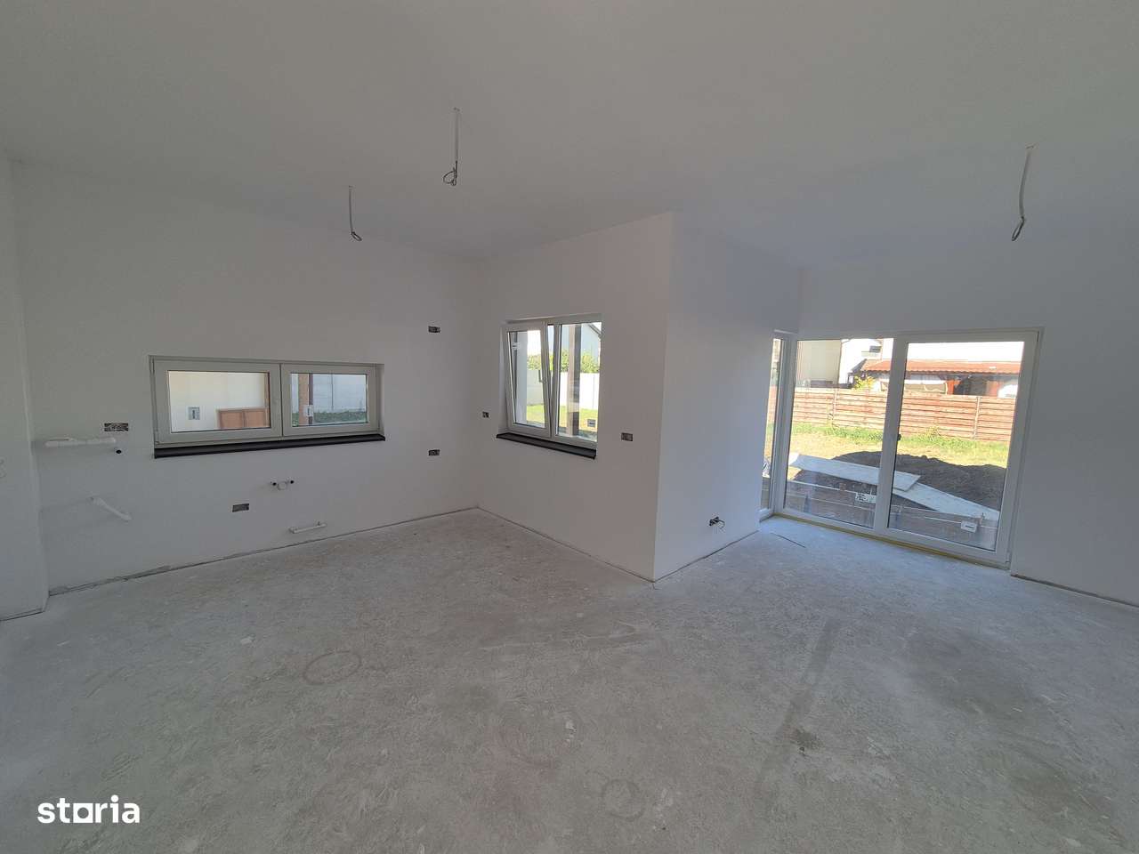 Casă NOUĂ, 4 camere, 157 mp construiți, teren 326 mp, Via Carmina-1