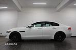 Jaguar XE 2.0 T Prestige - 5