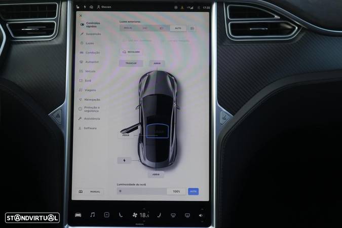 Tesla Model S 90D - 40