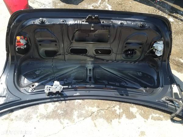 Haion / Capota Portbagaj pentru BMW Seria3 E90 2006 - 4