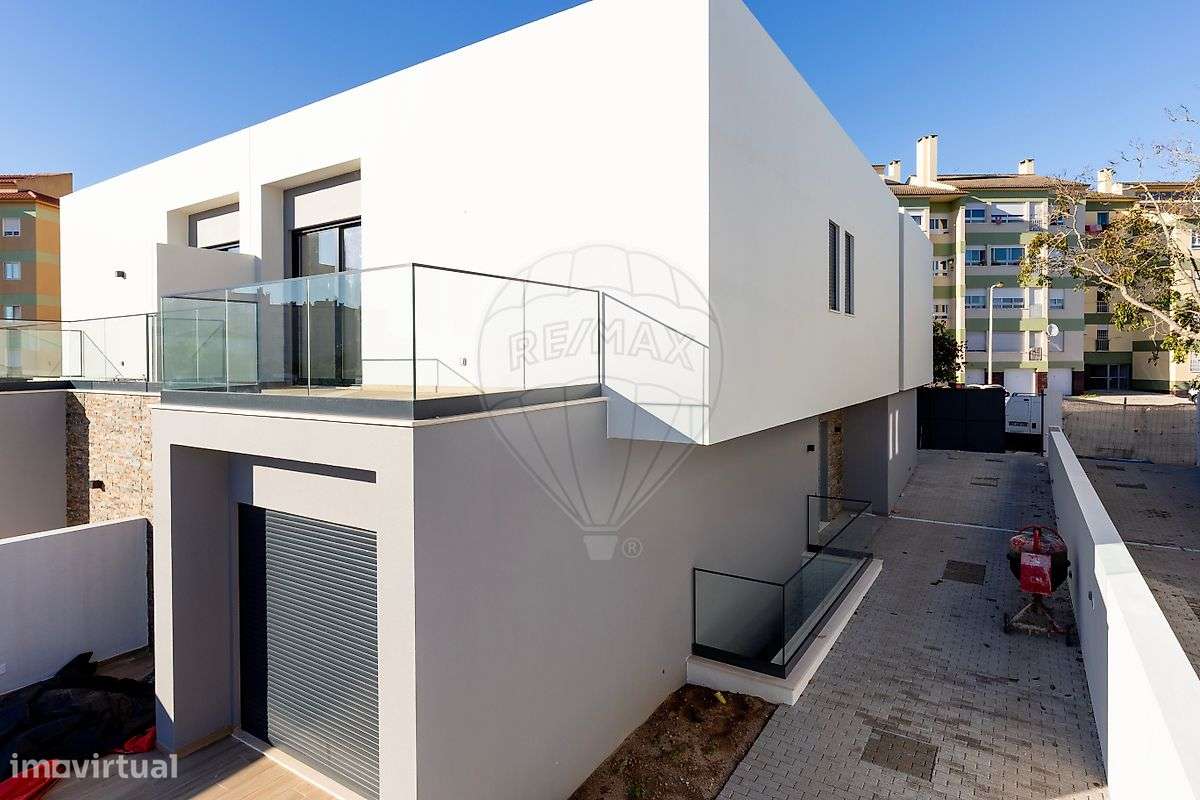 Moradia T4 para venda-32