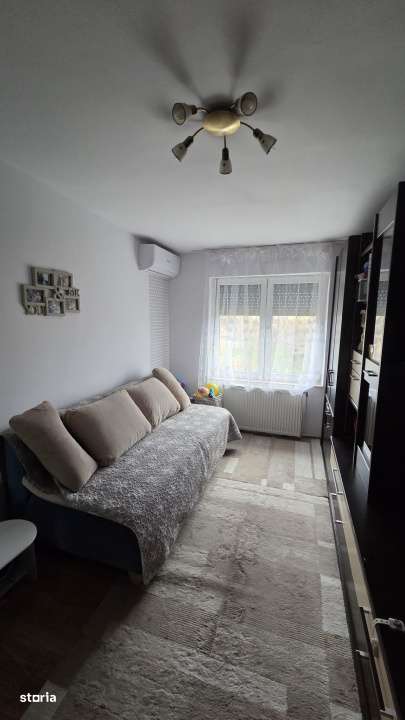 Garsoniera tip apartament  in Micro 14 - Imagine principală: 2/5