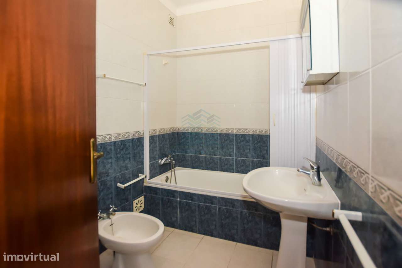 Residencial com 17 Quartos em Videla - Torres Novas-53