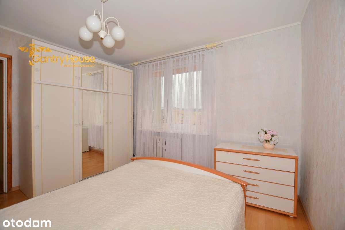 Duże 4-pokojowe mieszkanie na ul. Wyczółkowskiego-11