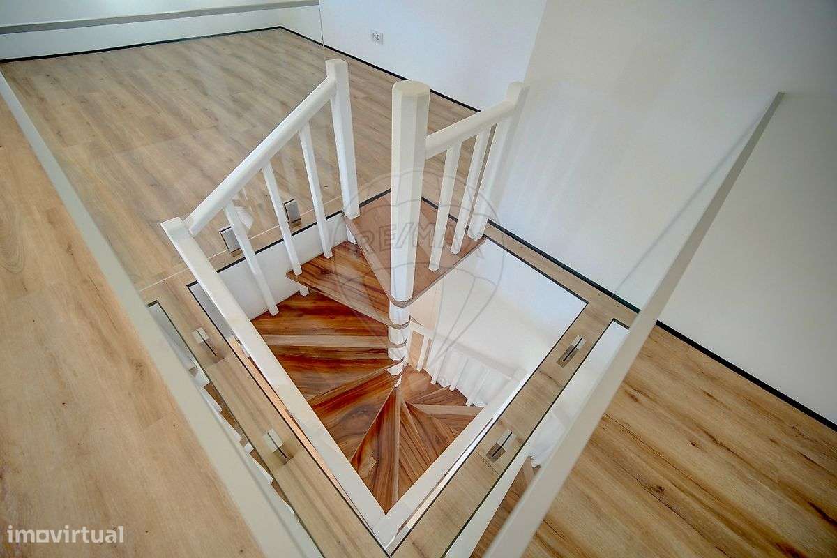 Moradia T5 para venda-32