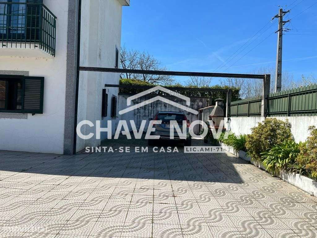 Moradia individual 3 Quartos, para Venda por 258.000 € em Oliveira do-1