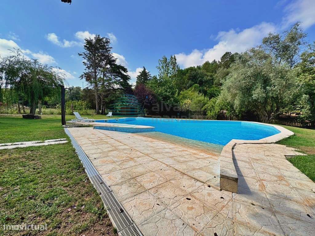 Moradia T4 com piscina, em Melroeira, Torres Vedras-52
