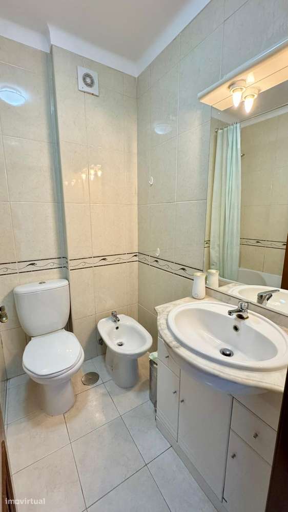 apartamento T1 na primeira linha da Praia de Buarcos - Grande imagem: 4/6