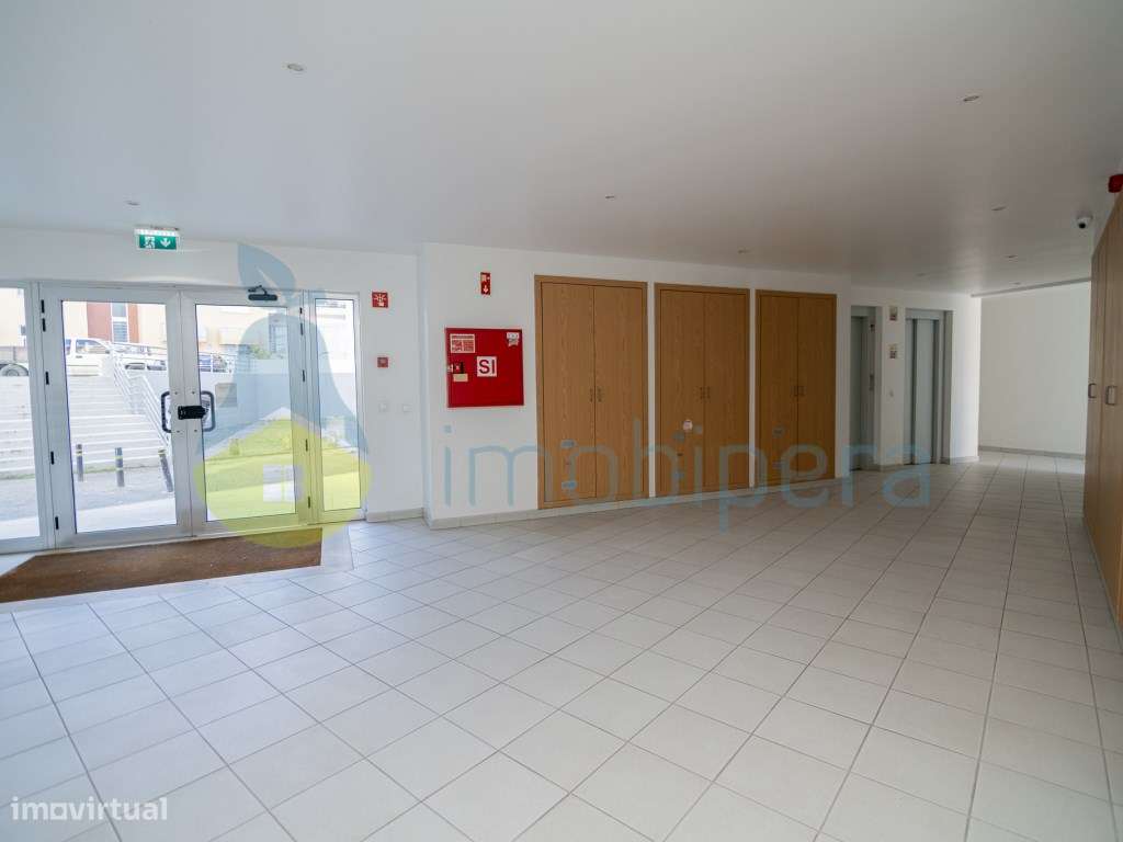 NÃO PERCA ESTA GRANDE OPORTUNIDADE! APARTAMENTO T3 MODERNO DE GRAND... - Grande imagem: 4/33