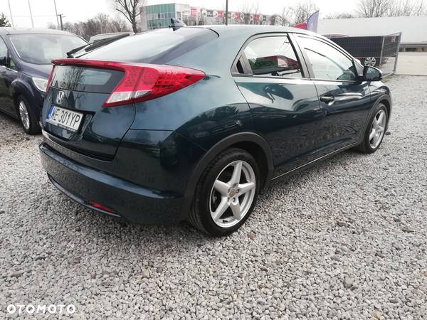 Honda Civic 1.8 Executive - 5