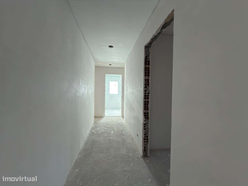 Apartamento T3 novo em Alcoitão com terraço, jacuzzi e garagem-21