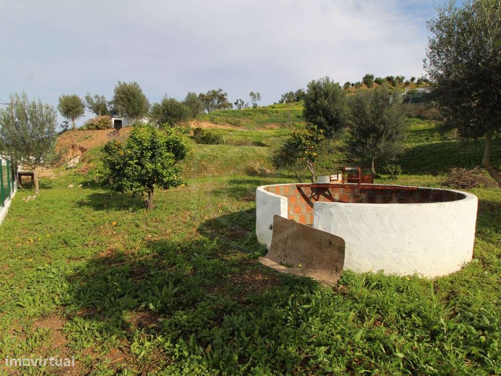 Moradia isolada totalmente remodelada com piscina, a poucos minutos... - Grande imagem: 2/46