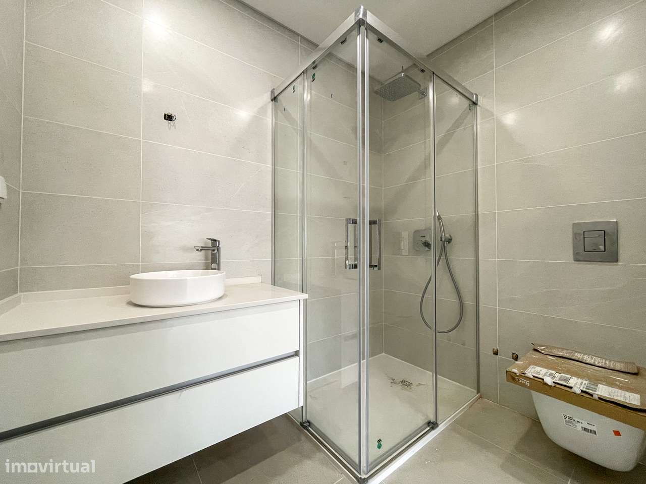 Moradia T4 com Piscina - Santa Iria de Azoia (Bairro da Salvação)-33