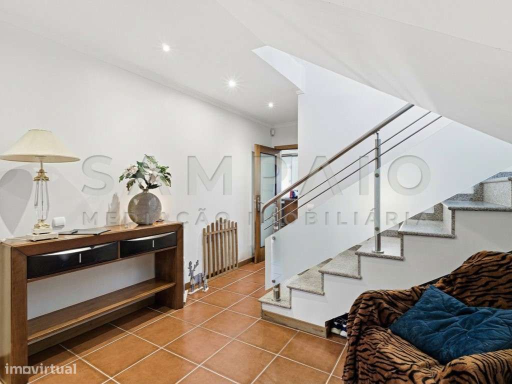 Moradia T4 - Jovim!-32