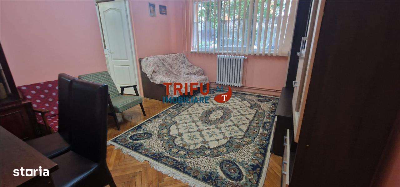 Apartament 2 camere de vanzare zona Centru cu balcon închis - Imagine principală: 2/8