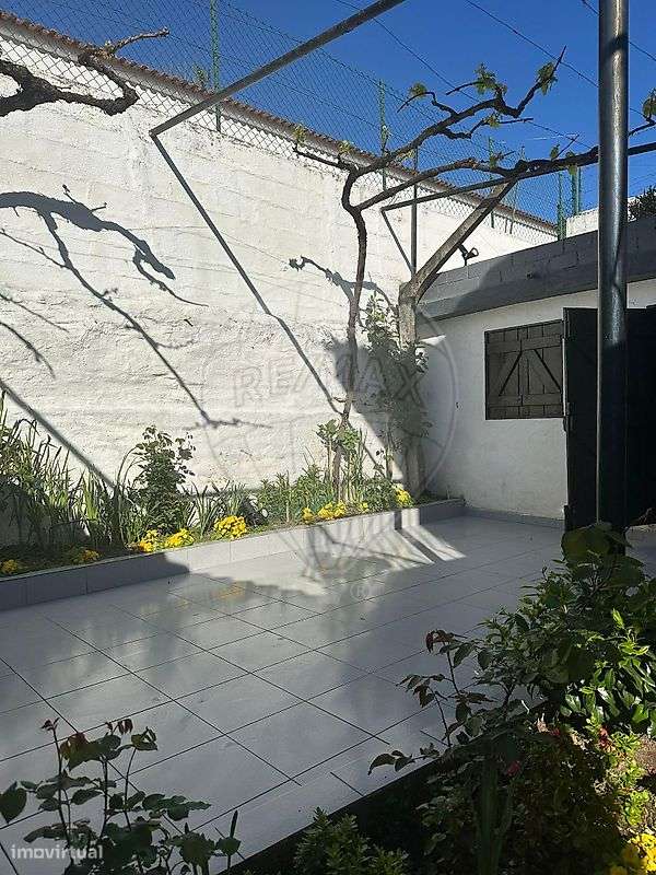 Moradia T4 para venda-8