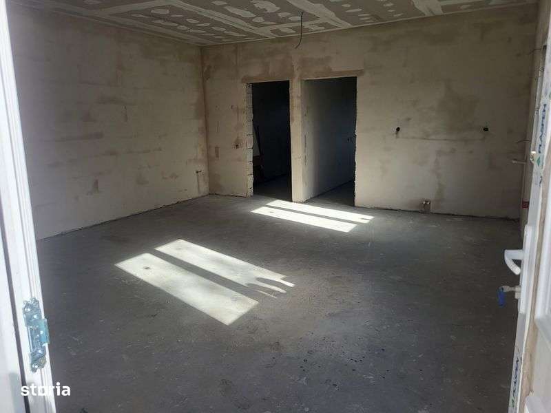 Casa in lumina cu 3 camere zona ultracentrala - Imagine principală: 4/8