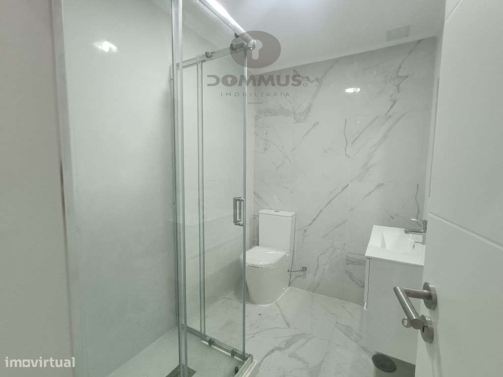 Apartamento T2+1 Renovado na Buraca - Grande imagem: 4/23