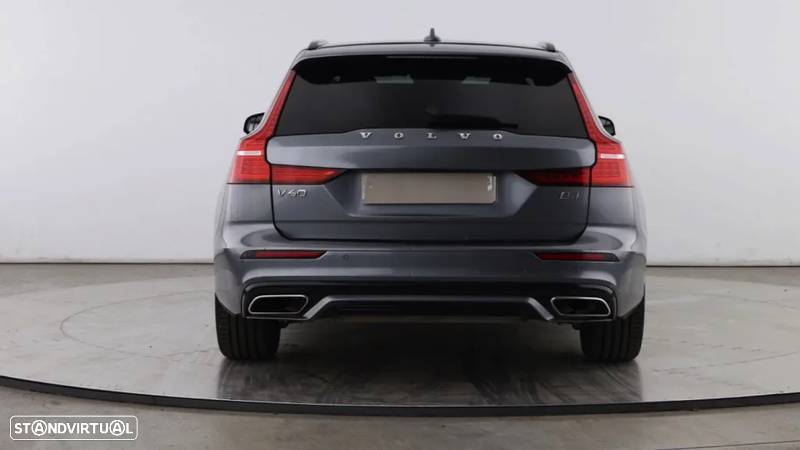 Volvo V60 2.0 B4 R-Design Geartronic - 4